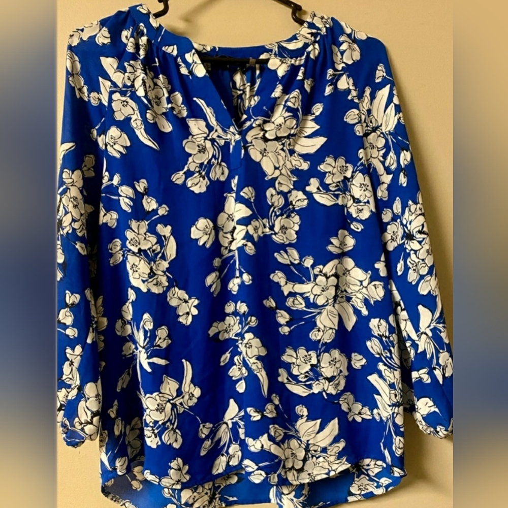 Ivanka Trump Floral Blue and White/Off White Floral Women's Blouse